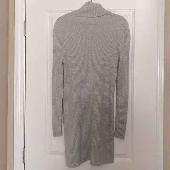 BKE long Turtleneck Sweater - Size Small - Picture 4 of 4